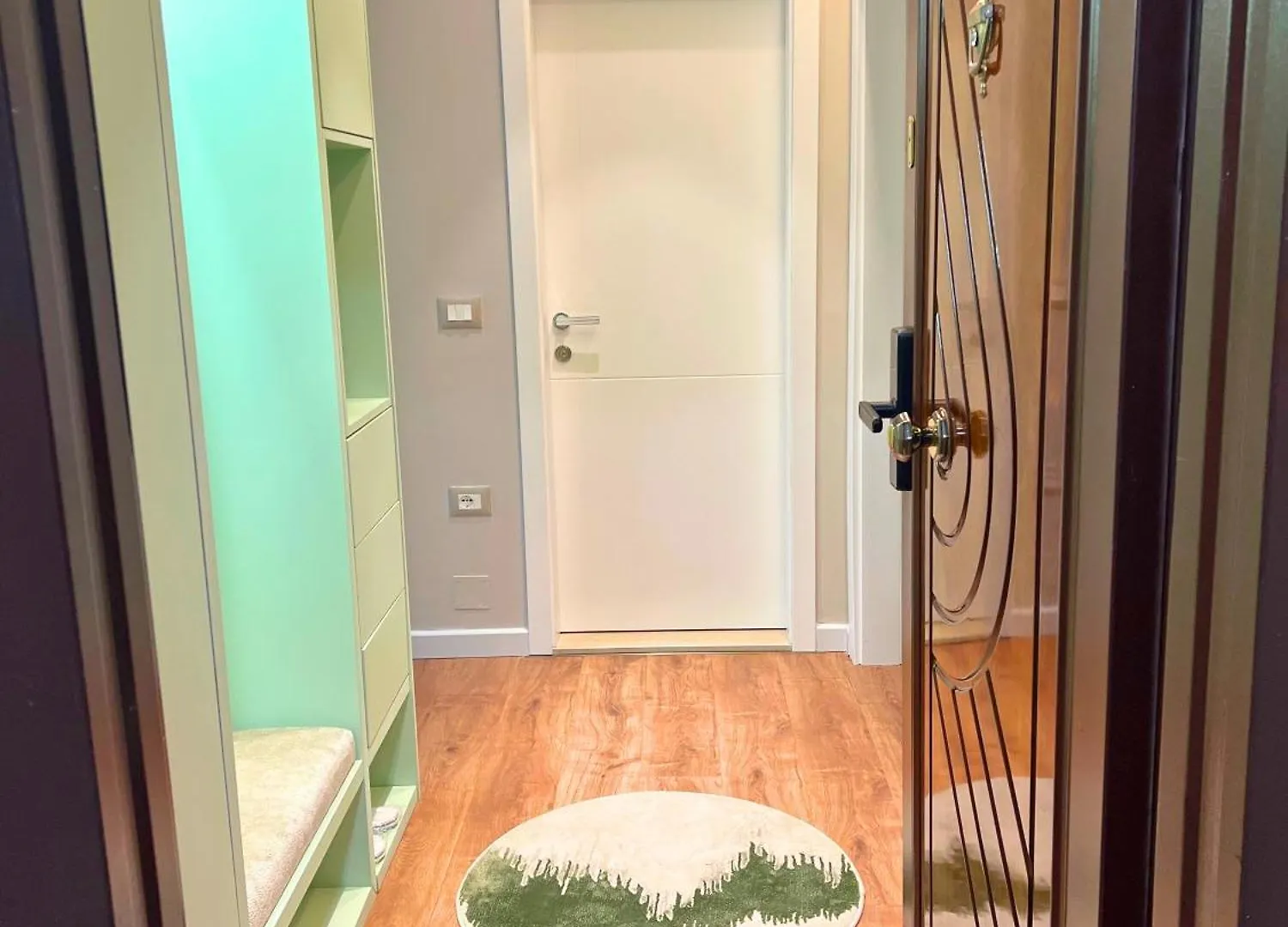 Zeta Apartments - Spacious 1Br - The Block Area In Tirana
